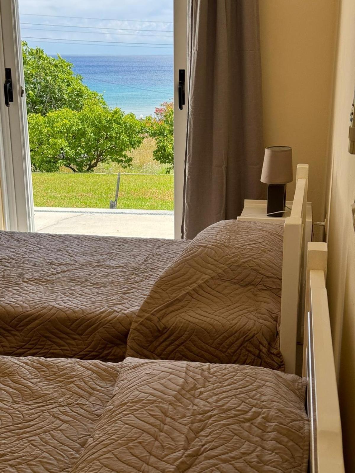 Nisaki Mathraki B&B Rum bild